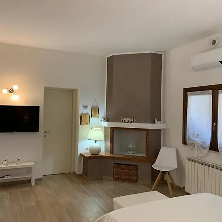 La Taverna Dei Tre Micetti Apartment Villafranca di Verona